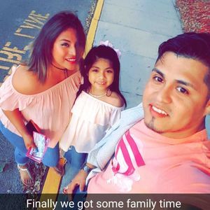 Meet your Posher, Elia